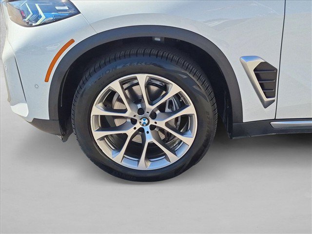 Used 2025 BMW X5 xDrive40i w/ Premium Package AWD/4WD image 26