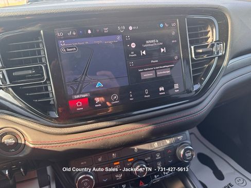 Used 2024 Dodge Durango GT AWD/4WD image 32