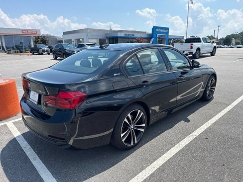Used 2018 BMW 330e w/ Shadow Sport Edition RWD image 3