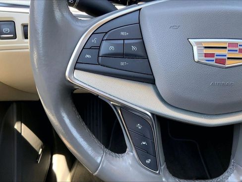 Used 2020 Cadillac XT5 Premium Luxury AWD/4WD image 19