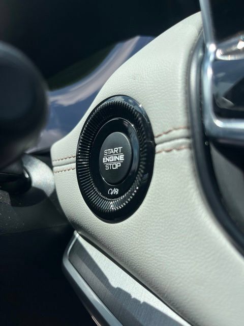 Used 2025 Jeep Compass Limited AWD/4WD image 21
