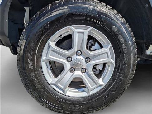 Used 2022 Jeep Wrangler Unlimited Sport AWD/4WD image 22