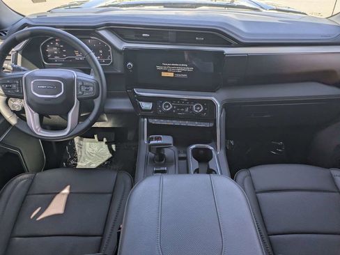 Used 2025 GMC Sierra 1500 Denali w/ Denali Reserve Package AWD/4WD image 15