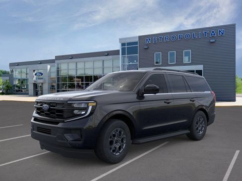 New 2025 Ford Expedition Active image 1
