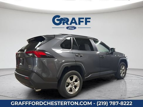 Used 2025 Toyota RAV4 XLE AWD/4WD image 6