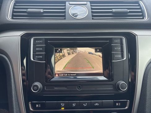 Used 2017 Volkswagen Passat 1.8T S image 23