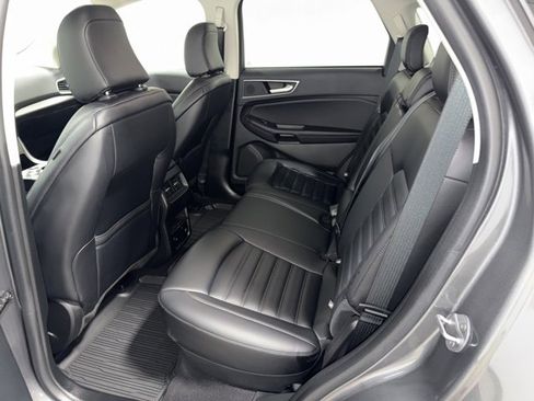 Used 2024 Ford Edge SEL w/ Convenience Package image 32