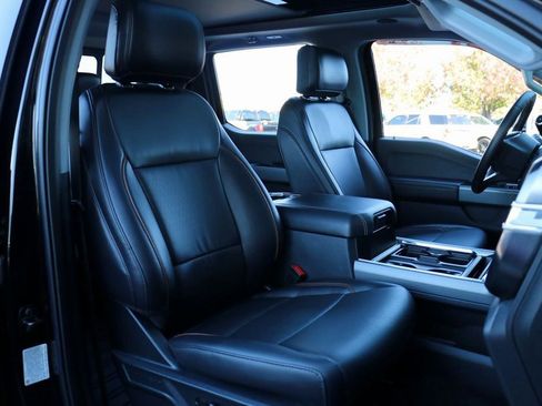 Certified 2025 Ford F350 Lariat w/ Lariat Ultimate Package image 36