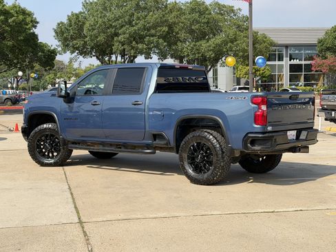 Used 2025 Chevrolet Silverado 2500 Custom w/ Custom Value Package AWD/4WD image 12
