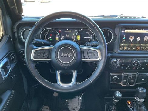 Used 2021 Jeep Wrangler Unlimited Sahara image 8