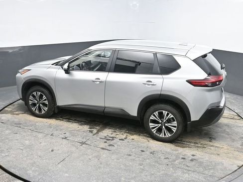 Used 2023 Nissan Rogue SV image 18