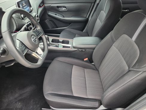 Used 2022 Nissan Sentra SV w/ All-Weather Package image 13