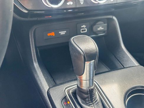 Used 2024 Honda Civic Sport image 25