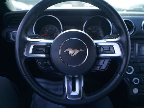 Used 2017 Ford Mustang Coupe image 16