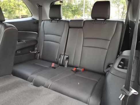 Used 2021 Honda Pilot EX-L image 10