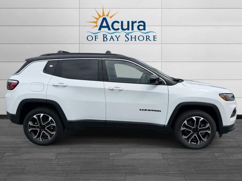 Used 2023 Jeep Compass Limited AWD/4WD image 5