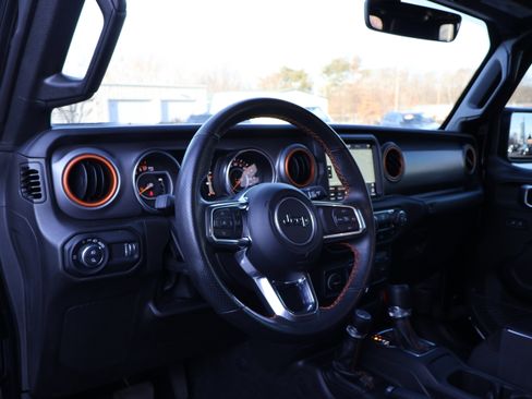 Used 2023 Jeep Gladiator Mojave w/ Trailer Tow Package image 11