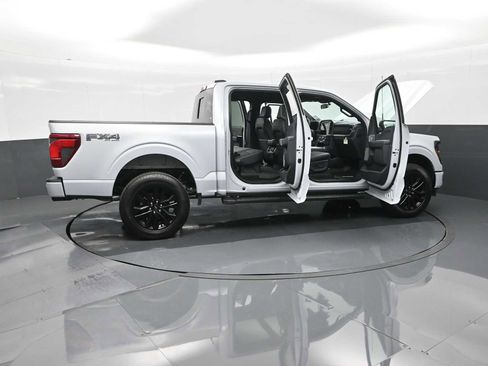 New 2025 Ford F150 XLT w/ Equipment Group 303A High image 28