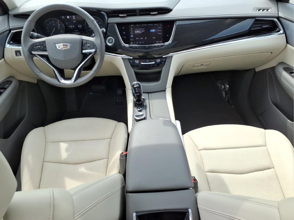 Certified 2020 Cadillac XT6 Premium Luxury AWD/4WD image 7