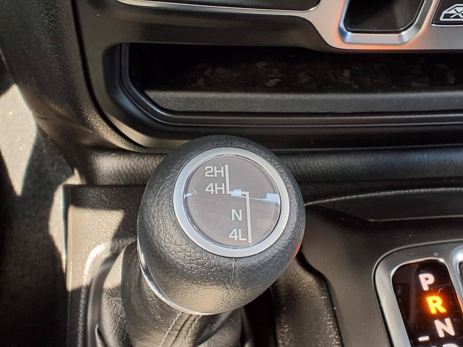 New 2026 Jeep Gladiator Sport AWD/4WD image 11