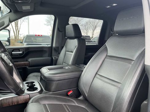 Used 2021 GMC Sierra 2500 Denali w/ Denali Ultimate Package AWD/4WD image 21