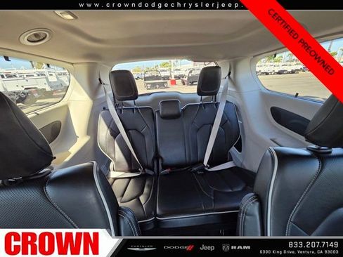 Used 2023 Chrysler Pacifica Limited image 25