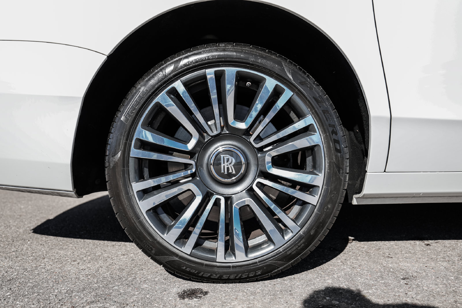 Used 2021 Rolls-Royce Ghost AWD/4WD image 15