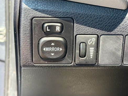 Used 2014 Toyota Corolla LE FWD image 24