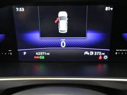 Used 2023 Volkswagen Tiguan SE R-Line FWD image 6