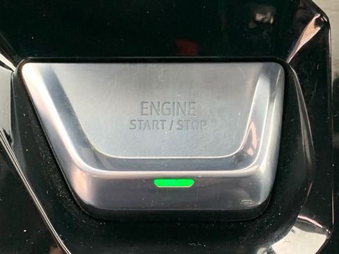 Certified 2023 GMC Sierra 1500 Denali w/ Technology Package image 39