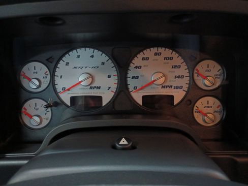 Used 2004 Dodge Ram 1500 Truck 2WD Regular Cab image 14