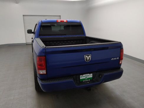 Used 2017 RAM 1500 Express AWD/4WD image 7