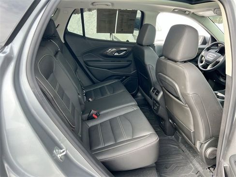 Used 2024 GMC Terrain Denali w/ Denali Premium Package image 28
