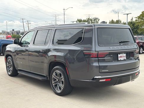 Used 2023 Jeep Wagoneer L Series II AWD/4WD image 6