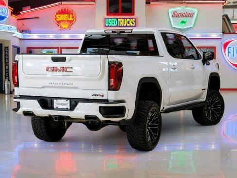 Used 2021 GMC Sierra 1500 AT4 w/ AT4 Premium Package image 3