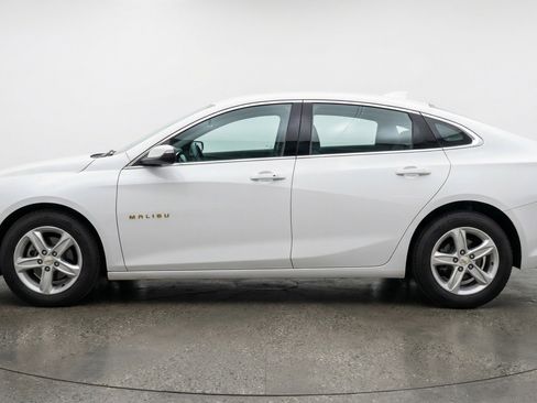Used 2024 Chevrolet Malibu LT image 5