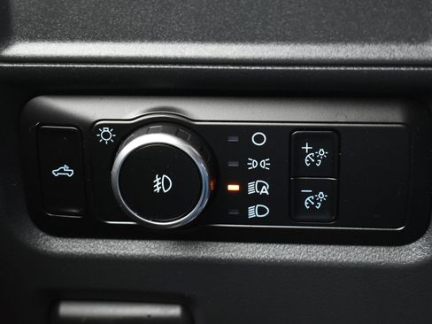 Used 2024 Ford F150 XLT w/ XLT Black Appearance Package image 19