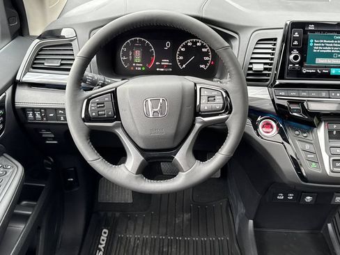 New 2026 Honda Odyssey Elite image 11