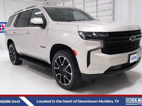 Used 2024 Chevrolet Tahoe RST w/ Luxury Package RWD image 3