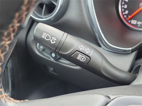 Used 2022 Chevrolet Blazer Premier w/ Enhanced Convenience Package image 16