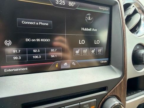 Used 2014 Ford F150 Lariat w/ Equipment Group 502A Luxury AWD/4WD image 30