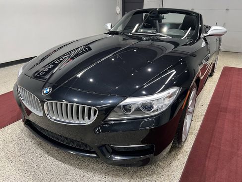 Used 2015 BMW Z4 sDrive35is image 5