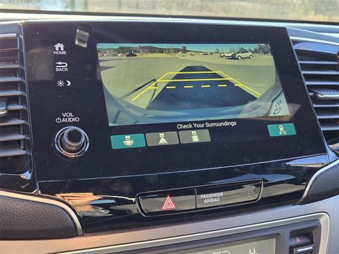 Used 2022 Honda Pilot Sport image 24