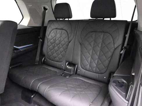Used 2024 BMW X7 xDrive40i w/ Premium Package AWD/4WD image 20