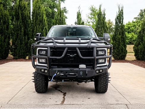 Used 2024 Ford F350 Lariat w/ Lariat Ultimate Package AWD/4WD image 3