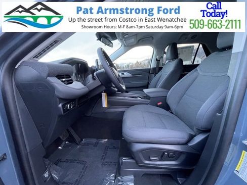 New 2026 Ford Explorer Active image 7