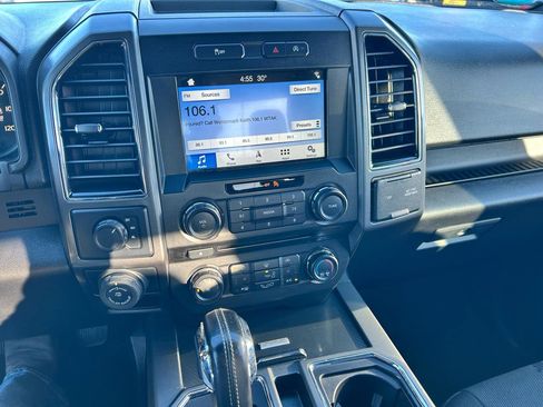 Used 2018 Ford F150 XLT w/ Equipment Group 302A Luxury image 4