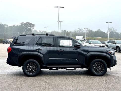 New 2026 Toyota 4Runner SR5 image 9
