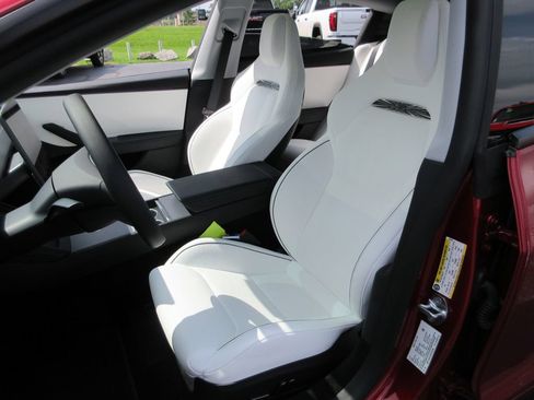 Used 2026 Tesla Model 3 Performance AWD/4WD image 19
