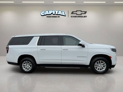 Used 2024 Chevrolet Suburban LT image 6